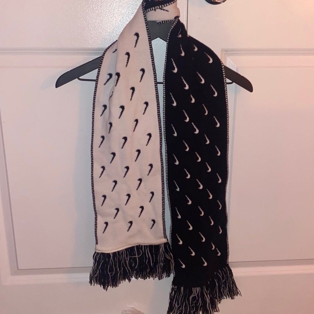 Nike logo scarf